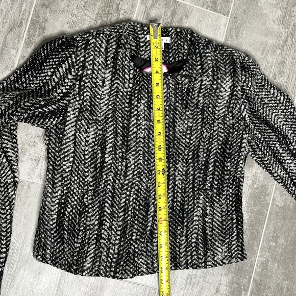 CABI 529 Mockingbird Jacket - Picture 11 of 13